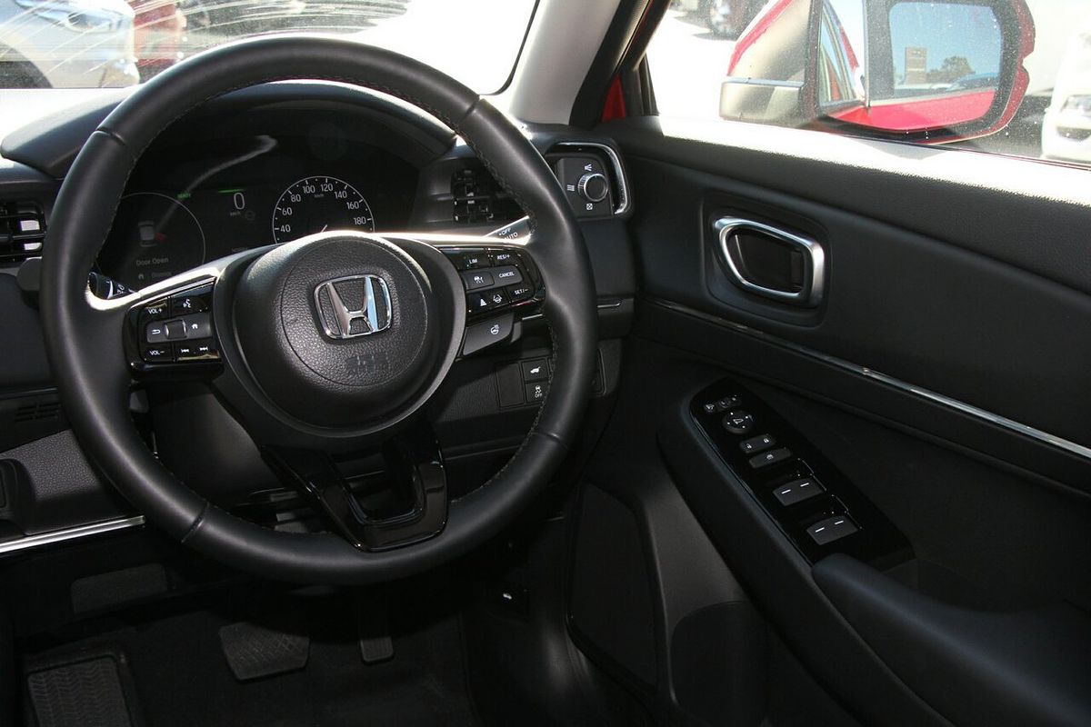 2024 Honda HR-V e:HEV L