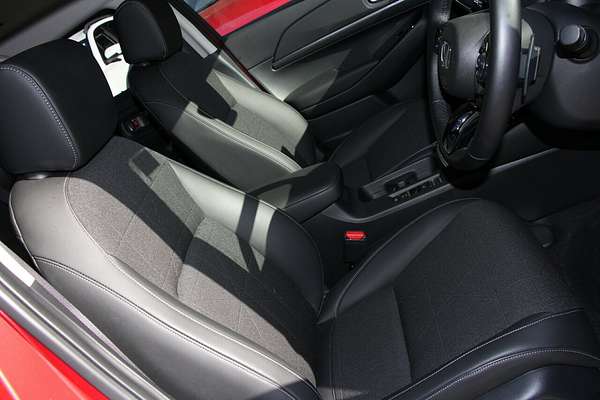 2024 Honda HR-V e:HEV L