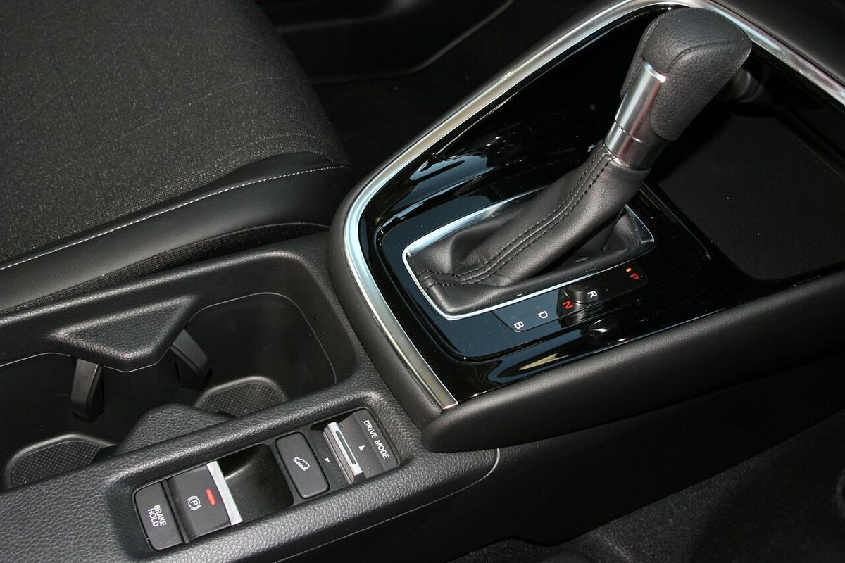 2024 Honda HR-V e:HEV L