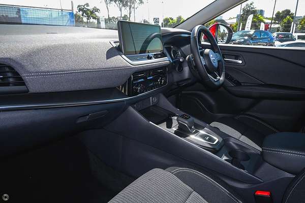 2025 Nissan QASHQAI ST-L J12