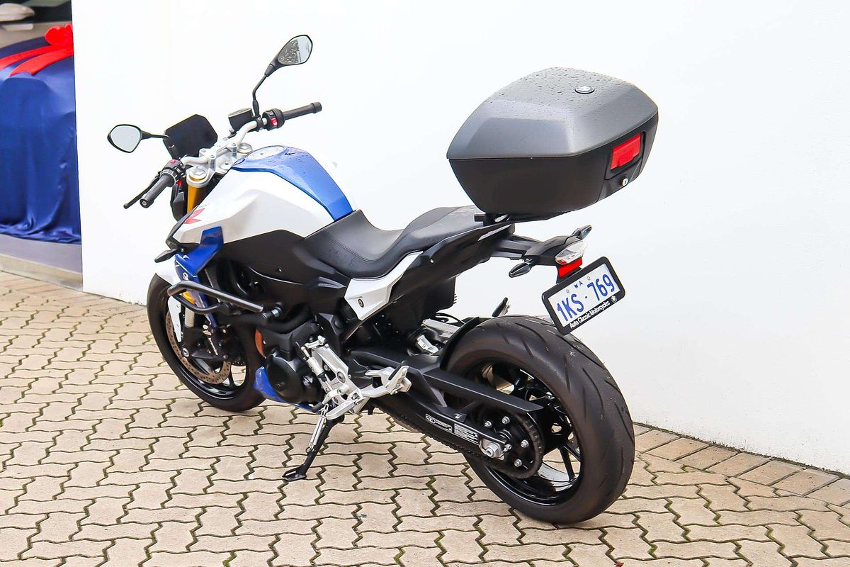 2023 BMW F 900 R