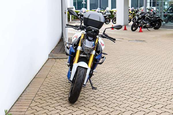 2023 BMW F 900 R
