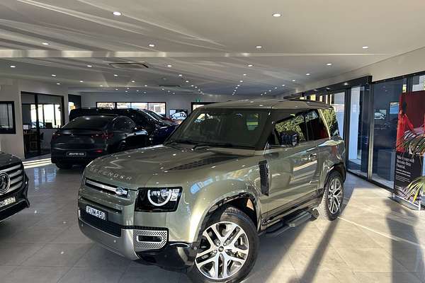 2022 Land Rover Defender 90 P300 S L663