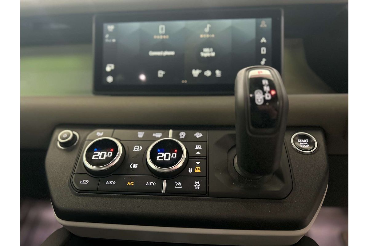 2022 Land Rover Defender 90 P300 S L663
