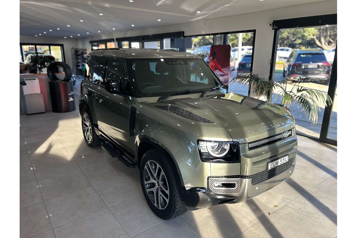 2022 Land Rover Defender 90 P300 S L663