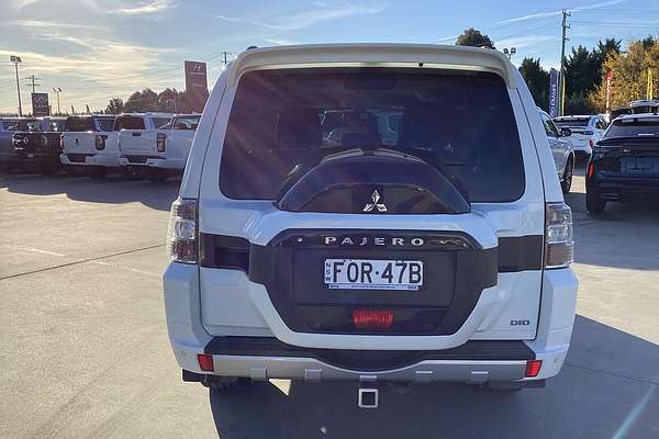 2015 Mitsubishi Pajero GLS NX