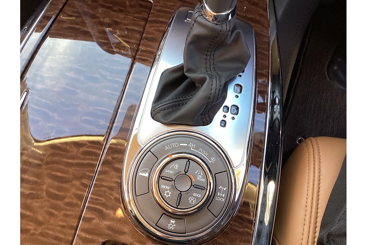 2023 Nissan Patrol Ti-L Y62