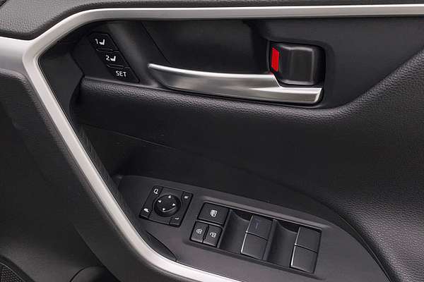 2020 Toyota RAV4 Cruiser AXAH54R