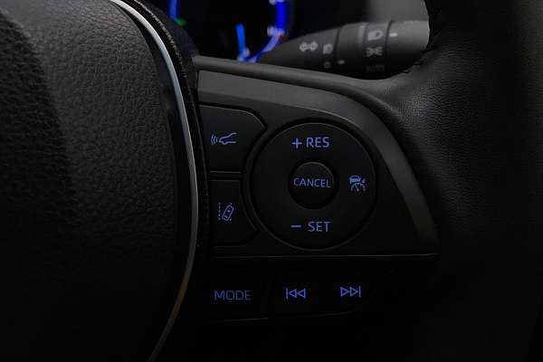 2020 Toyota RAV4 Cruiser AXAH54R