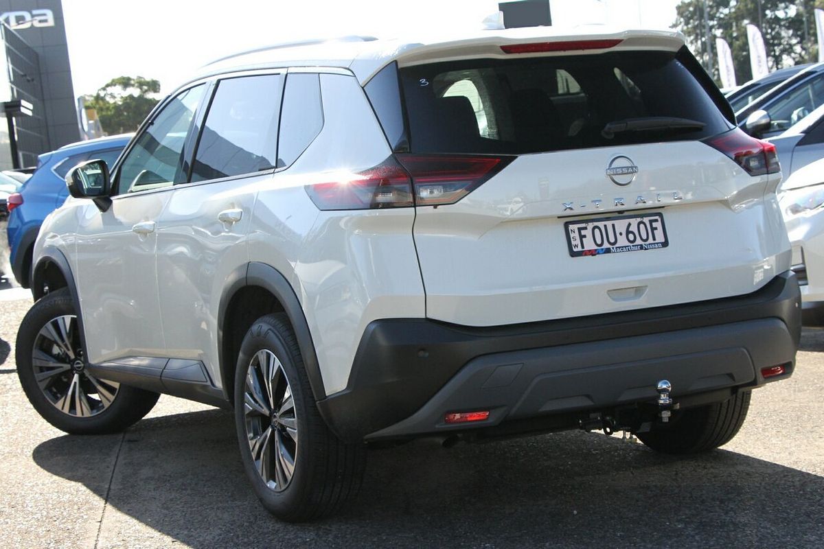 2024 Nissan X-TRAIL ST-L T33