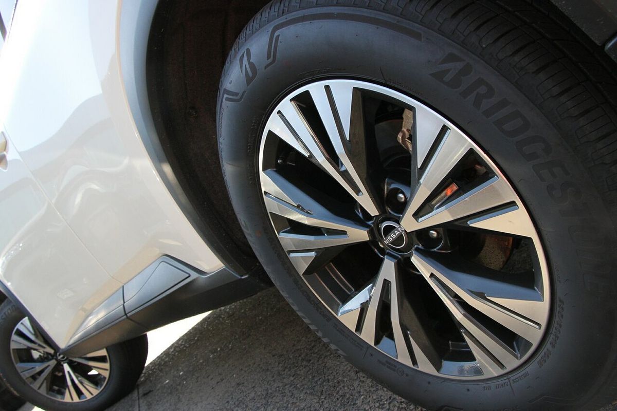 2024 Nissan X-TRAIL ST-L T33