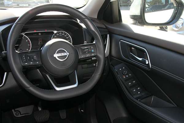2024 Nissan X-TRAIL ST-L T33