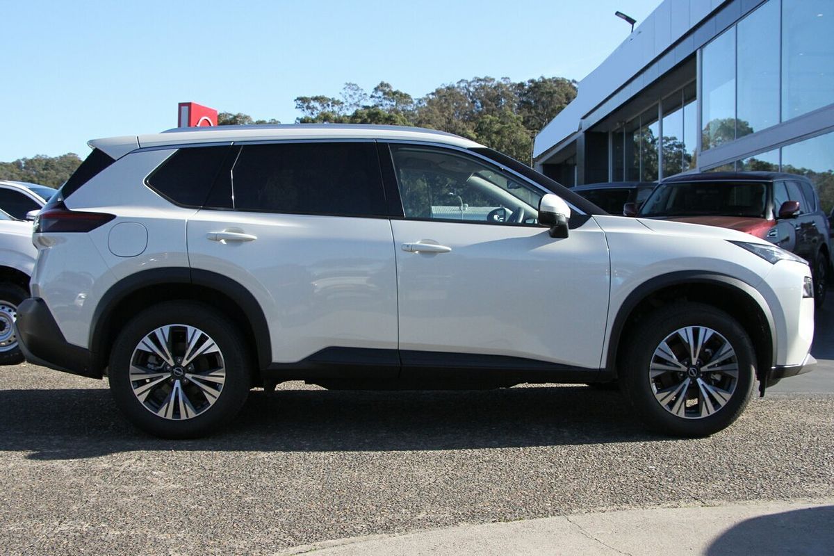 2024 Nissan X-TRAIL ST-L T33