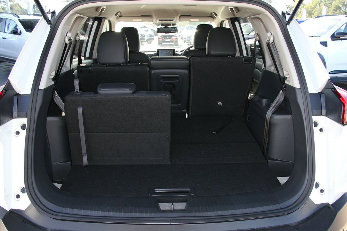 2024 Nissan X-TRAIL ST-L T33