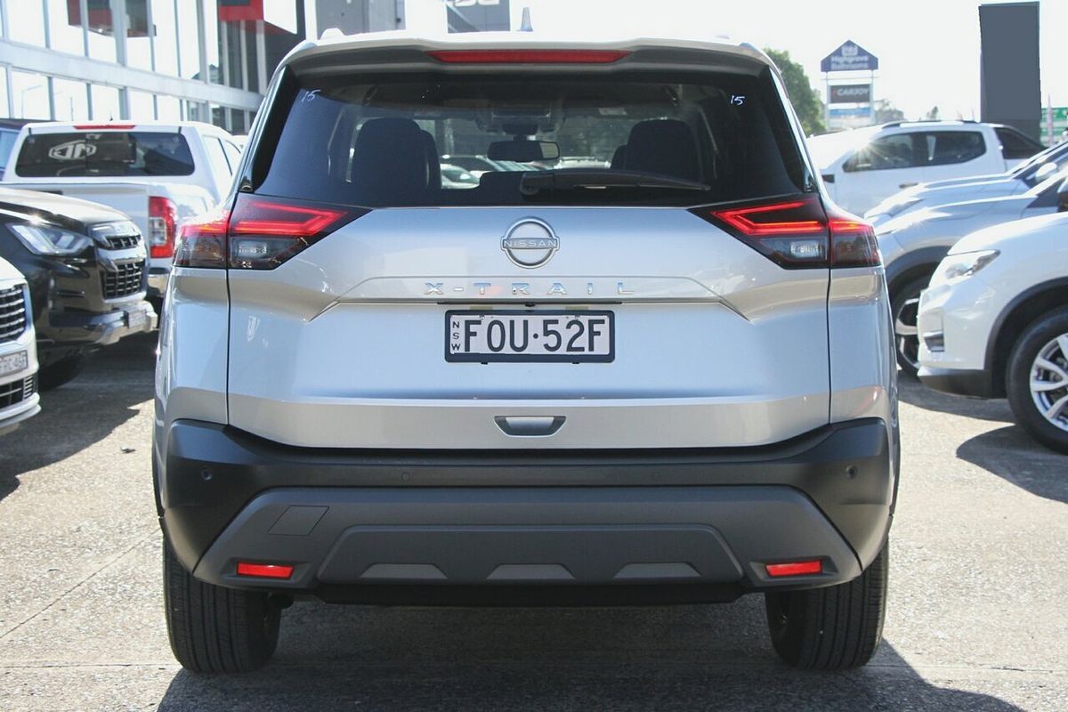 2024 Nissan X-TRAIL ST-L T33