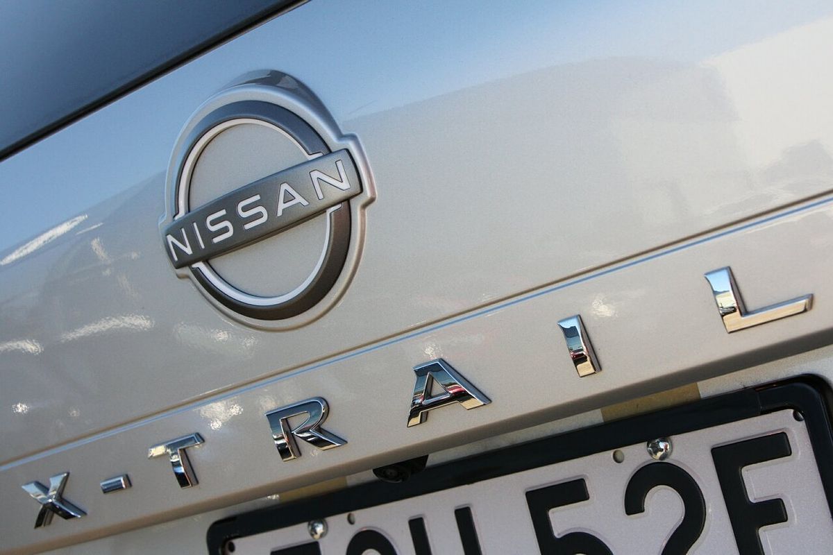 2024 Nissan X-TRAIL ST-L T33