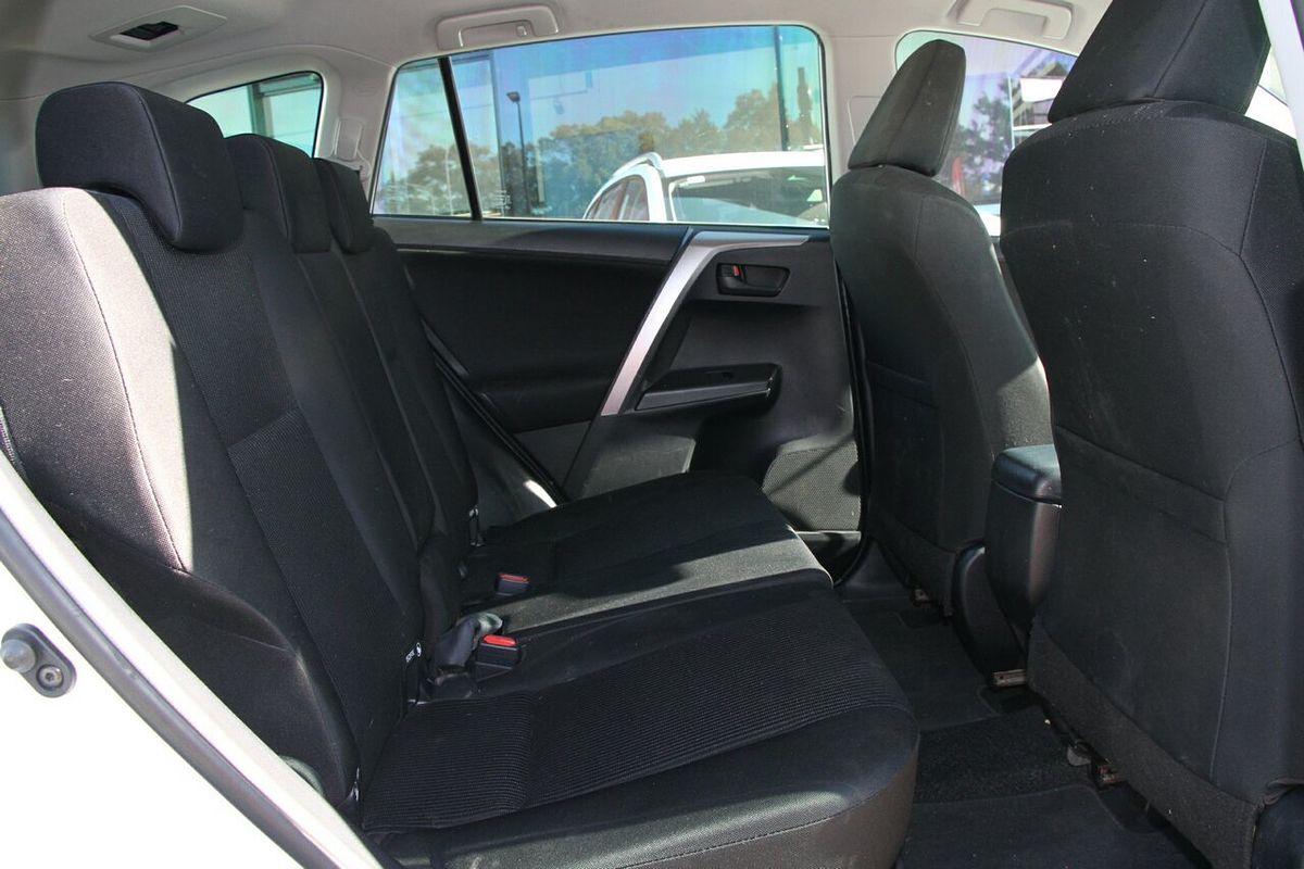 2018 Toyota RAV4 GX ZSA42R