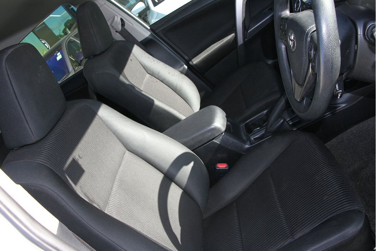 2018 Toyota RAV4 GX ZSA42R