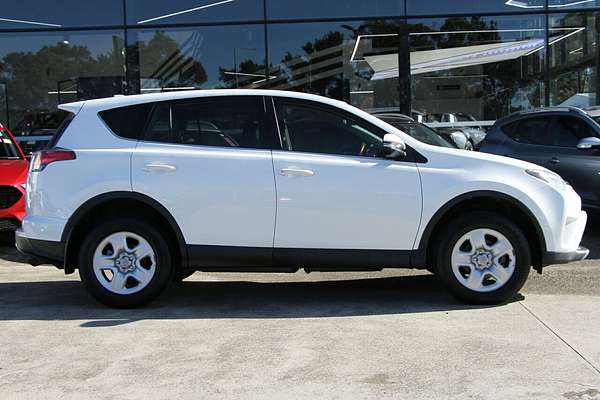 2018 Toyota RAV4 GX ZSA42R