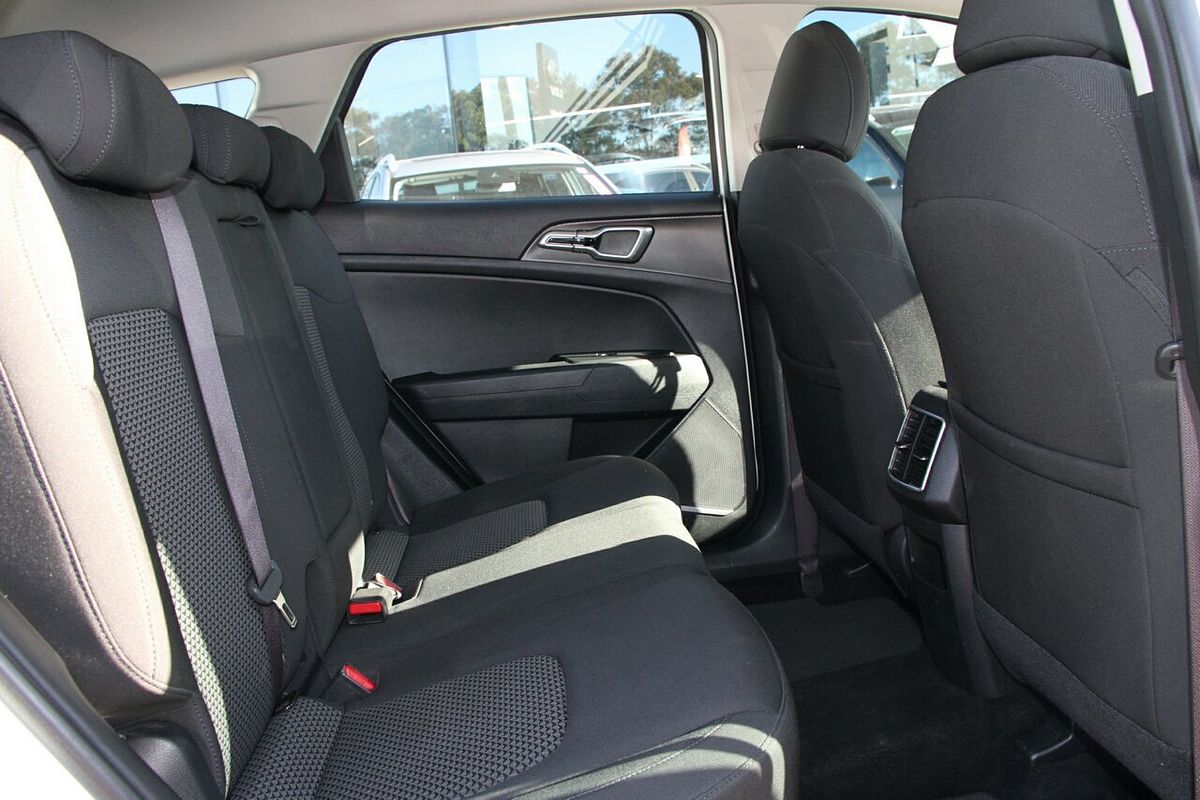 2022 Kia Sportage S NQ5
