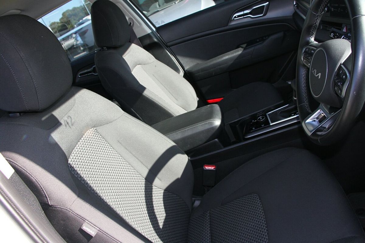 2022 Kia Sportage S NQ5