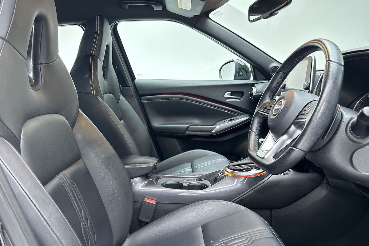 2023 Nissan JUKE ST-L F16