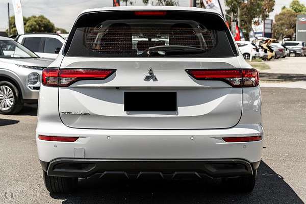 2023 Mitsubishi Outlander ES ZM