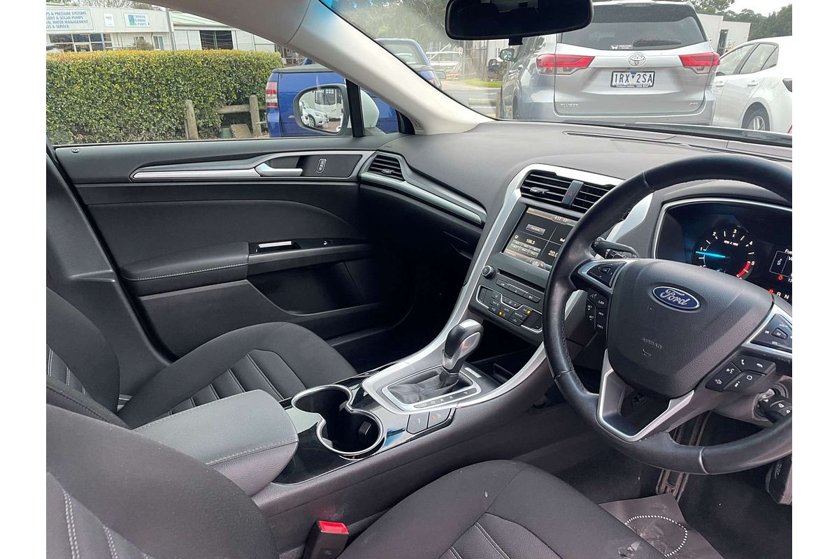 2015 Ford Mondeo Ambiente MD