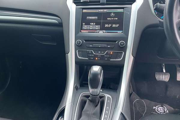 2015 Ford Mondeo Ambiente MD