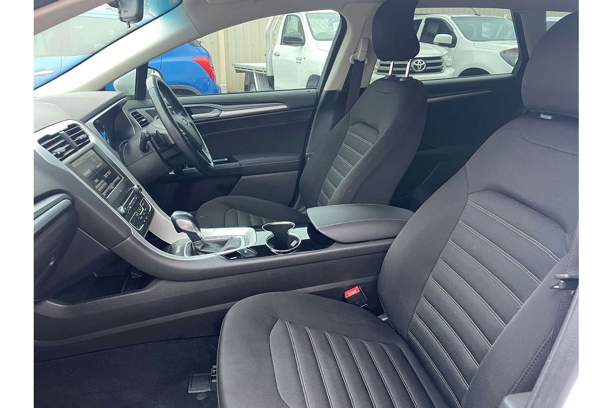 2015 Ford Mondeo Ambiente MD