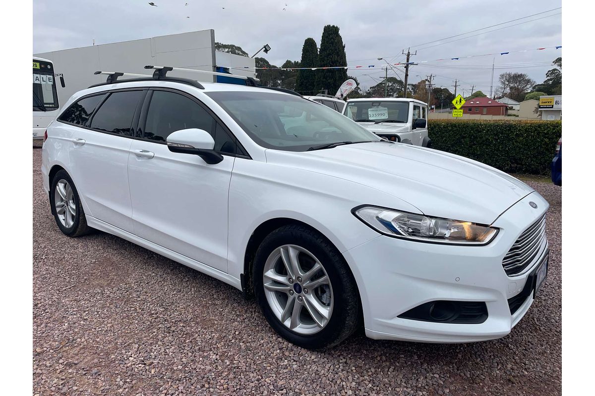 2015 Ford Mondeo Ambiente MD