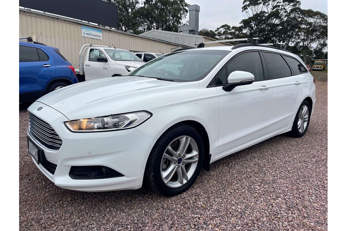 2015 Ford Mondeo Ambiente MD