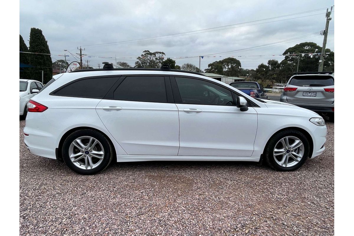 2015 Ford Mondeo Ambiente MD