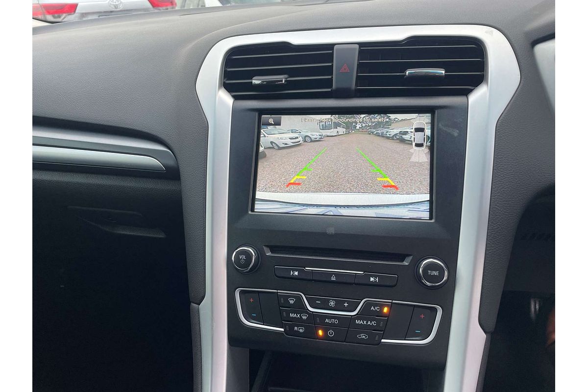 2015 Ford Mondeo Ambiente MD