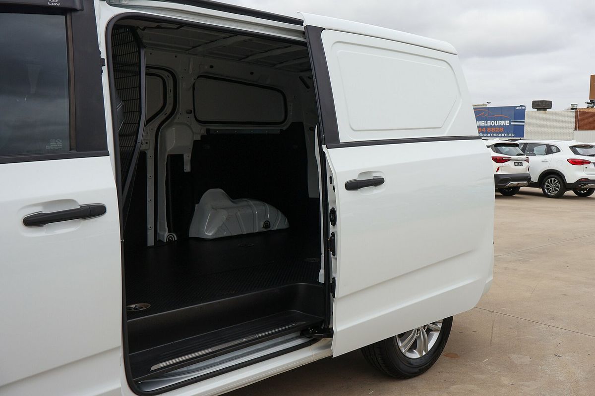 2023 LDV G10 + SV7C