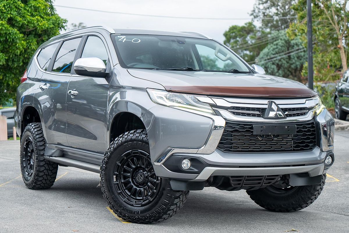 2017 Mitsubishi Pajero Sport GLS QE