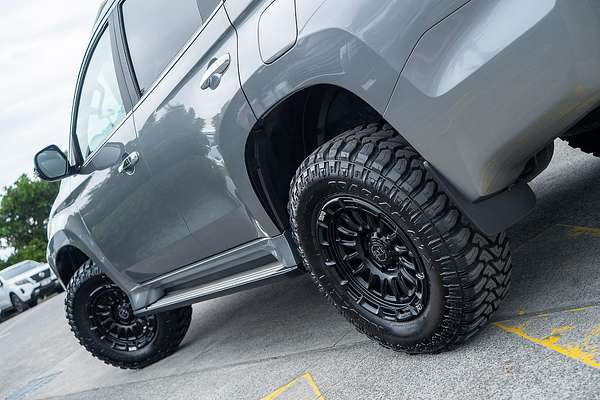 2017 Mitsubishi Pajero Sport GLS QE