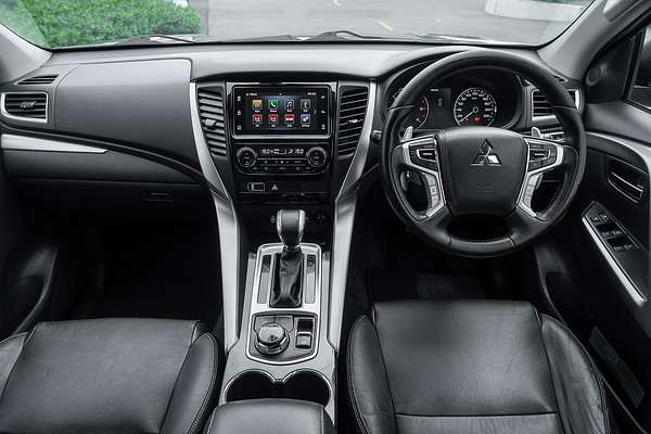 2017 Mitsubishi Pajero Sport GLS QE