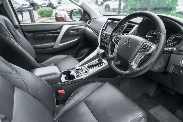 2017 Mitsubishi Pajero Sport GLS QE
