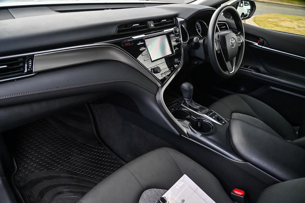 2019 Toyota Camry Ascent AXVH71R
