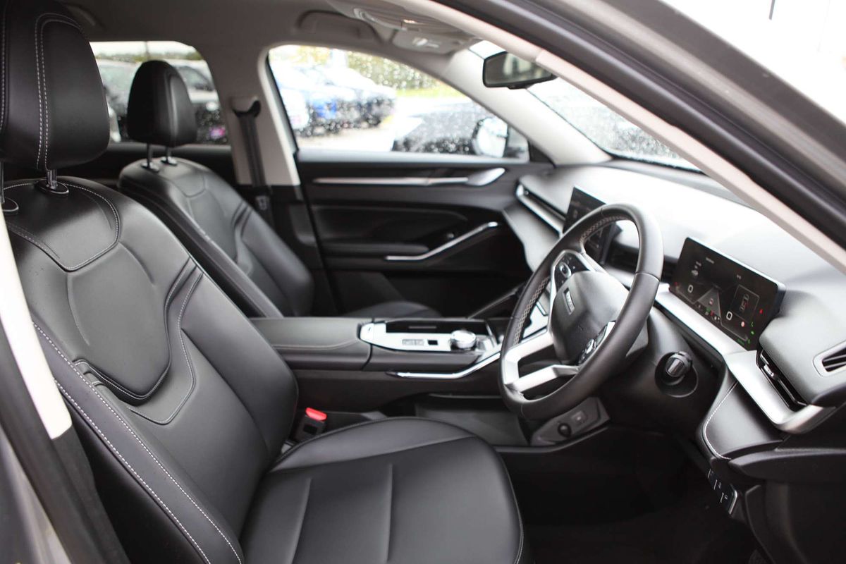 2023 GWM Haval H6 Lux Hybrid B01
