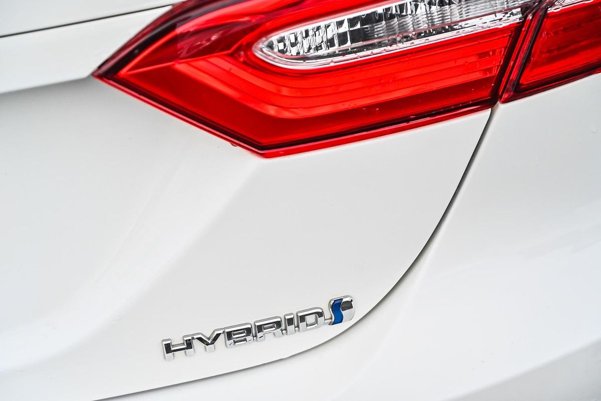 2019 Toyota Camry Ascent AXVH71R