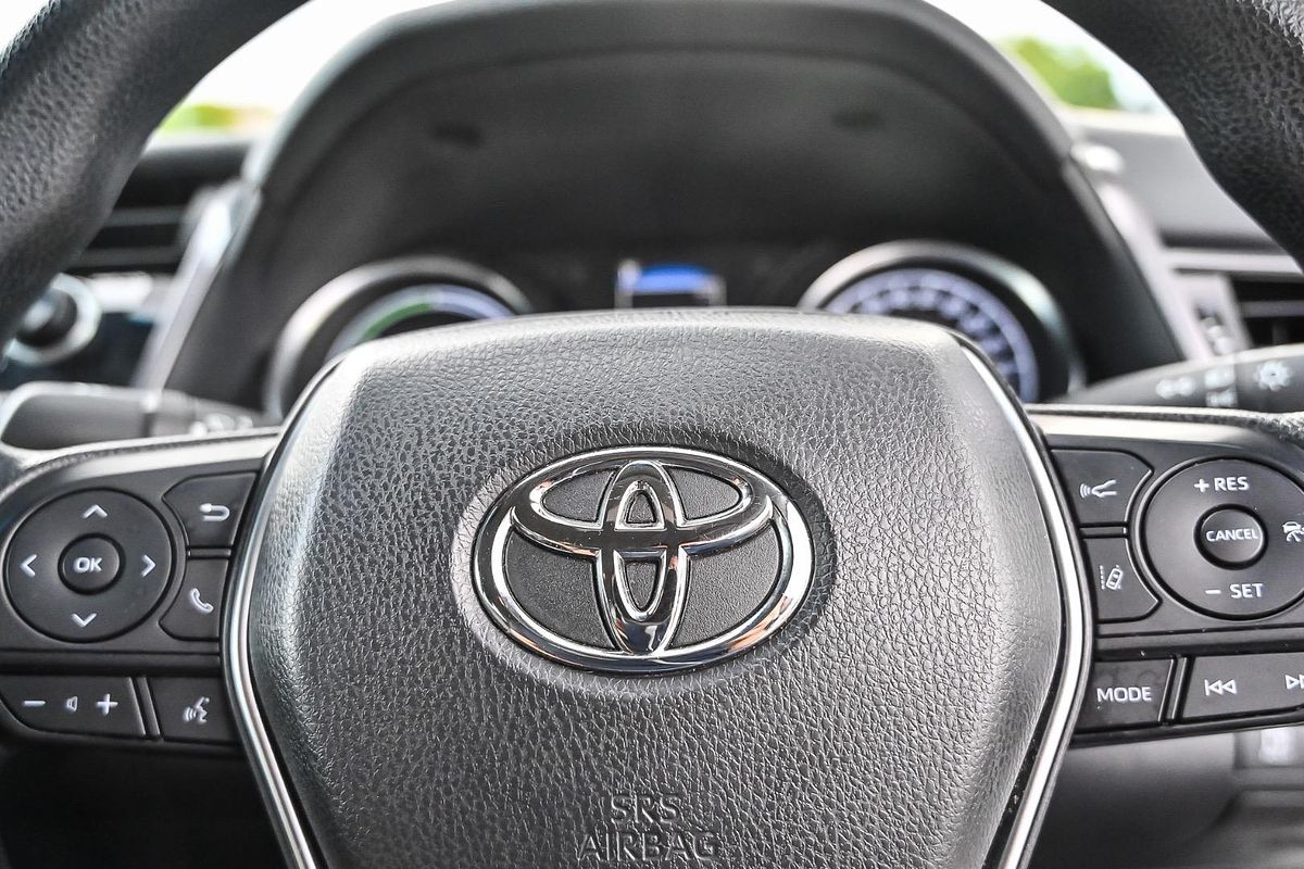 2019 Toyota Camry Ascent AXVH71R