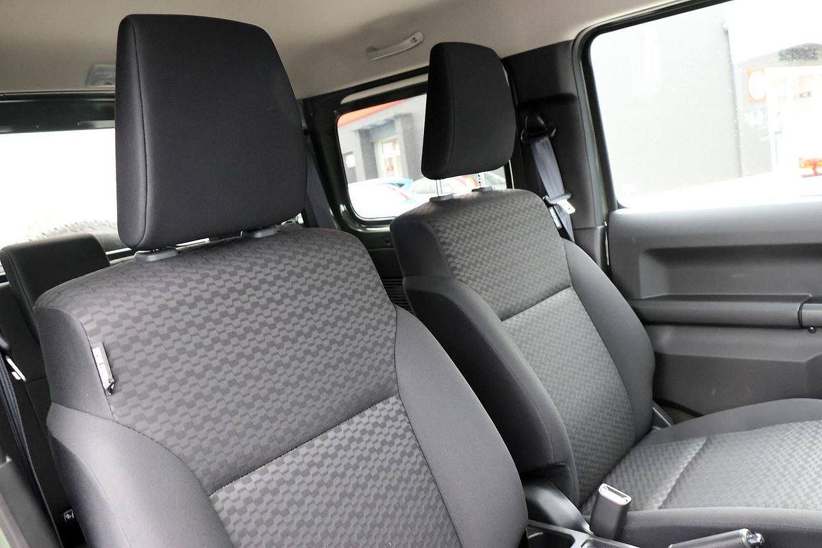 2025 Suzuki Jimny GLX GJ