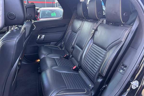2021 Land Rover Discovery P360 R-Dynamic HSE Series 5