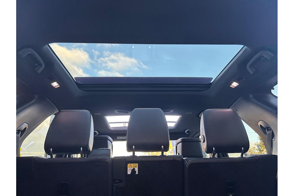 2021 Land Rover Discovery P360 R-Dynamic HSE Series 5