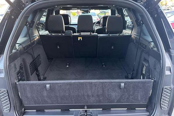 2021 Land Rover Discovery P360 R-Dynamic HSE Series 5