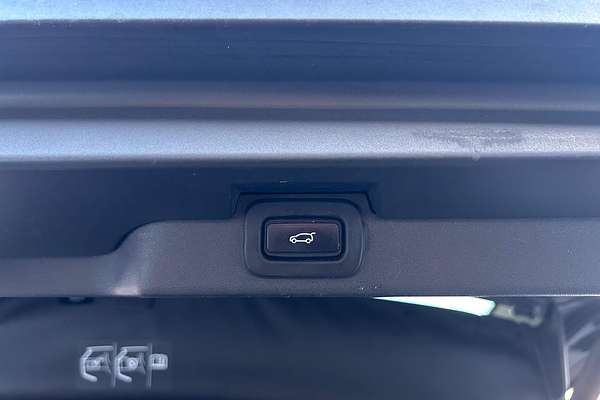 2021 Land Rover Discovery P360 R-Dynamic HSE Series 5