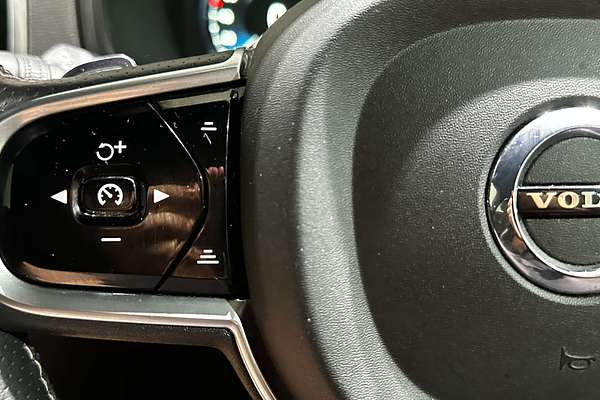 2017 Volvo XC90 D5 R-Design