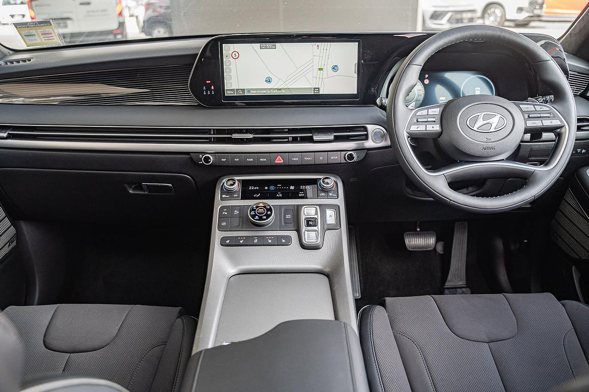 2025 Hyundai Palisade Calligraphy Black Ink LX2.V5